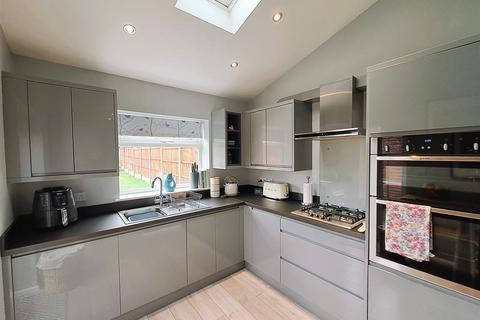 3 bedroom semi-detached house for sale, Larne Road, Sheldon, Birmingham