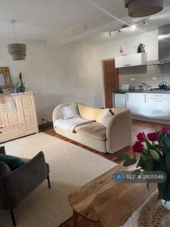 2 bedroom flat to rent, Queens Park, London, NW6