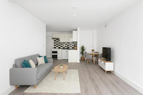 undefined, The Pines, Purley CR8