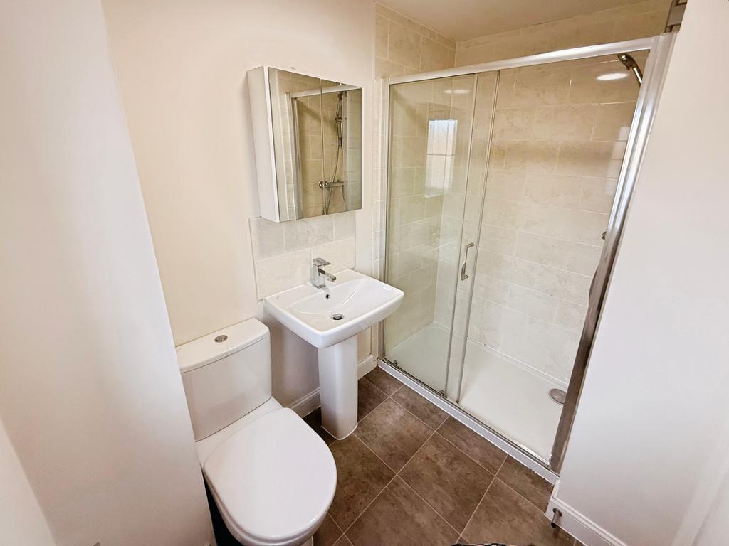 En-suite Bathroom
