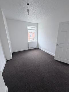 2 bedroom house to rent, North Road West, WINGATE