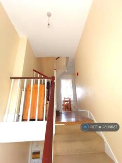 3 bedroom maisonette to rent, Patshull Road, London, NW5