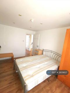 3 bedroom maisonette to rent, Patshull Road, London, NW5