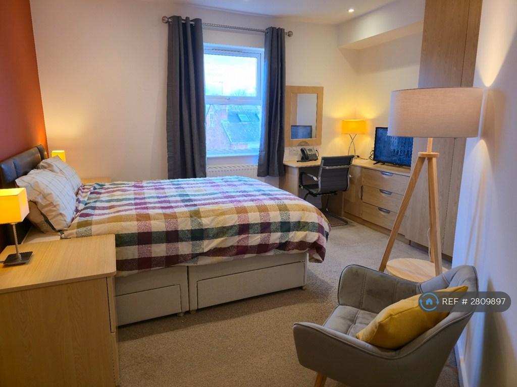 Bedroom R1
