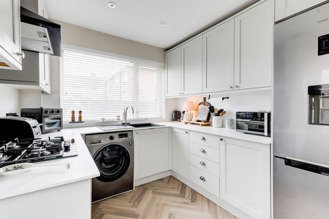 undefined, Avon Avenue, Nottingham NG15