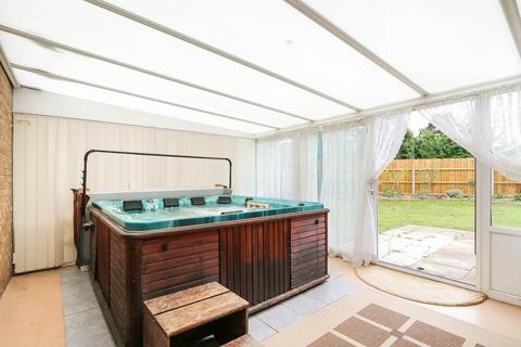4 bedroom detached house to rent, South Grove, Field Road, Mildenhall