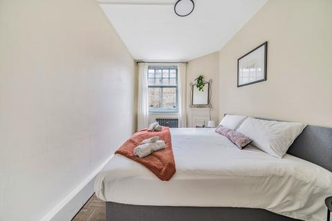 1 bedroom apartment to rent, Parker Mews, London