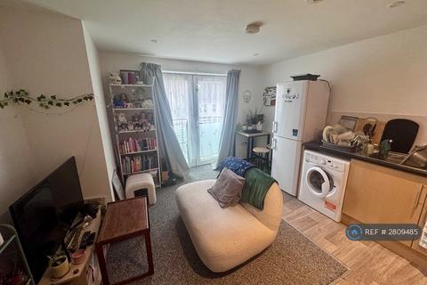 1 bedroom flat to rent, Drummond Road, Bournemouth, BH1