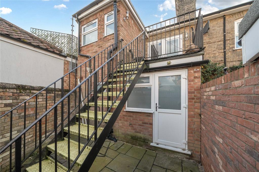Rear Courtyard