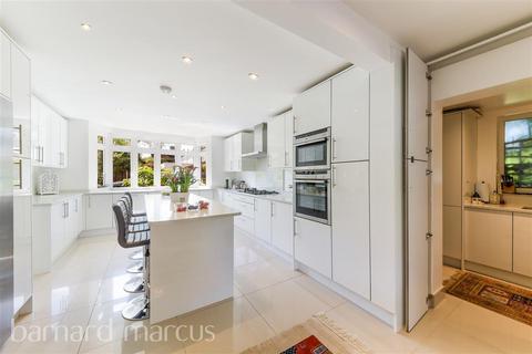 5 bedroom house to rent, Vicarage Drive, LONDON