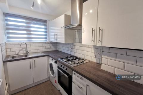 1 bedroom maisonette to rent, Holbeck, Bracknell, RG12
