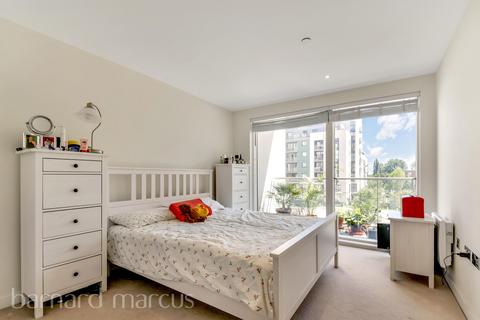 undefined, Pump House Crescent, BRENTFORD