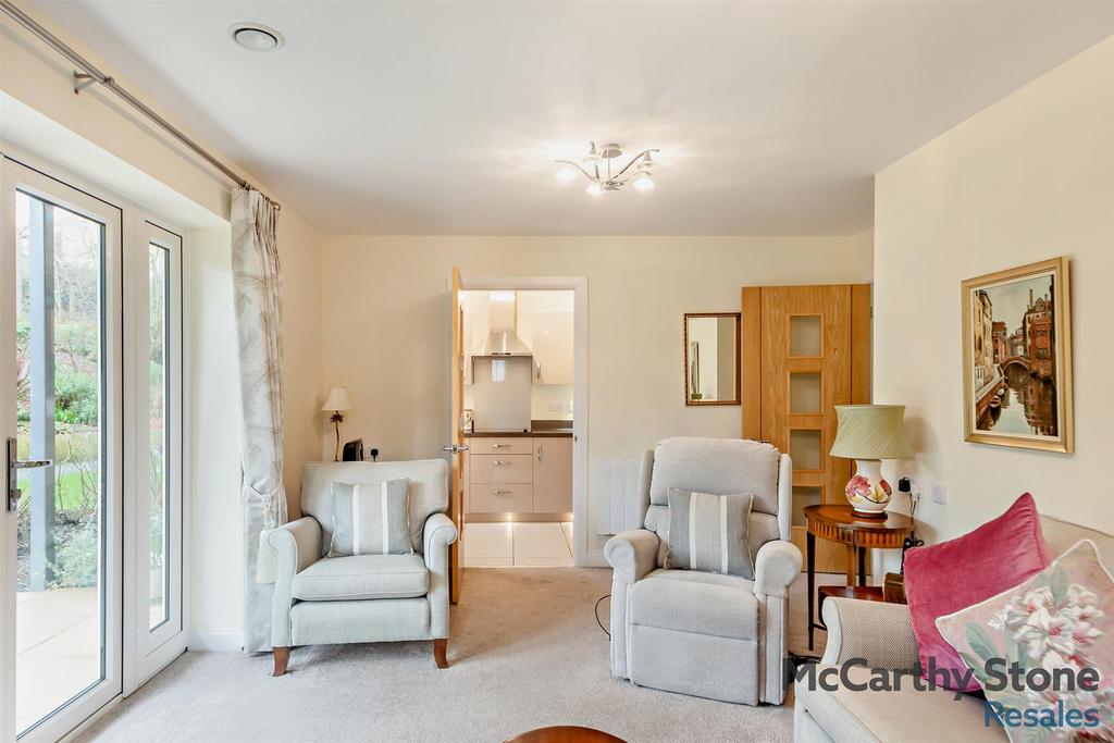 8679847-interior10-800.jpg