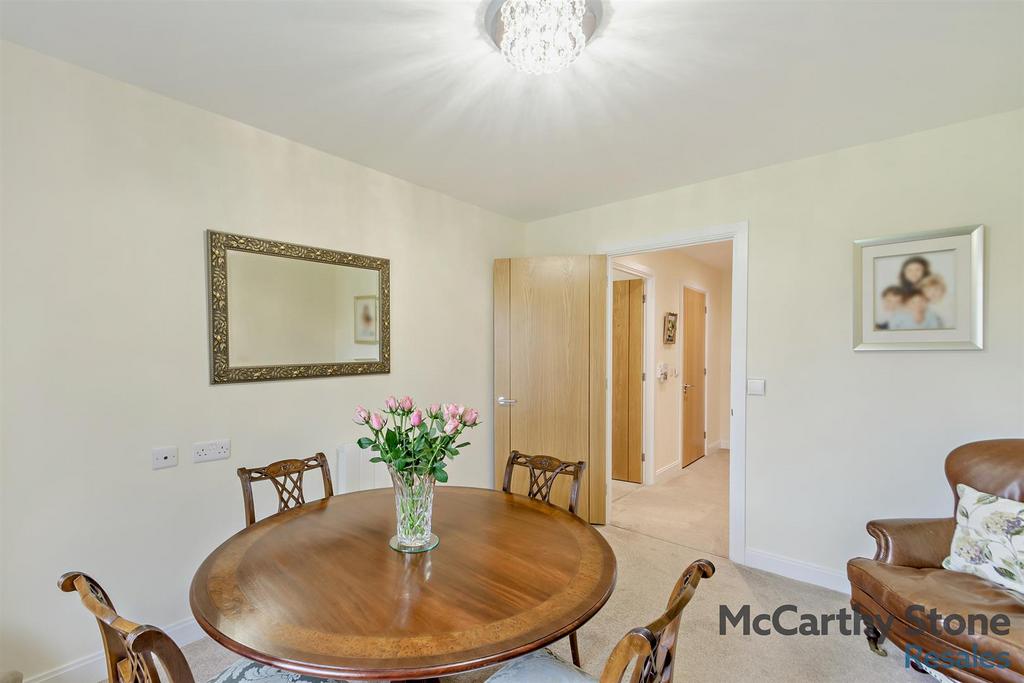 8679847-interior06-800.jpg