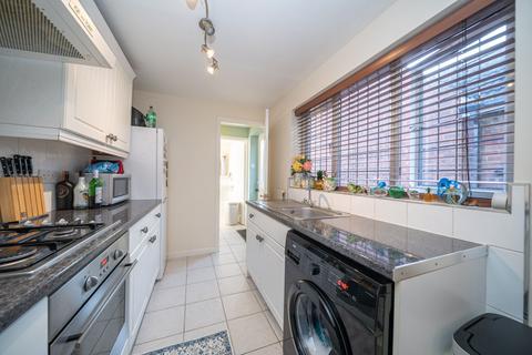 undefined, Luton Road, Caddington, LU1