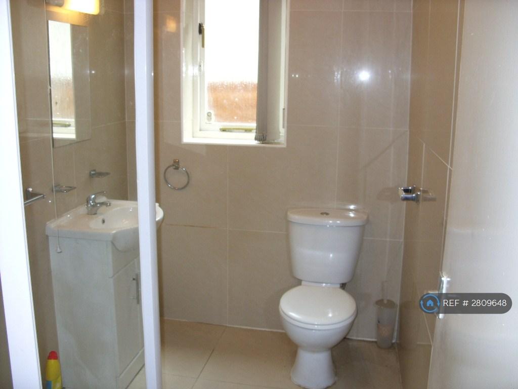 Shower Room 1