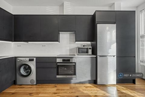 1 bedroom flat to rent, Tottenham Lane, London, N8