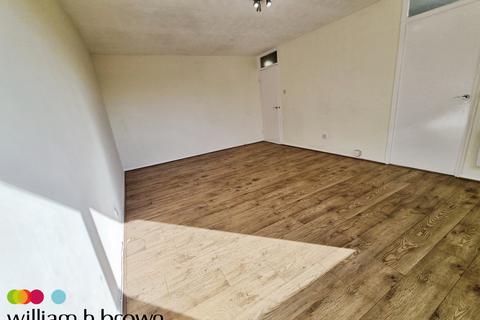 2 bedroom flat to rent, Crocus Way, Springfield, Chelmsford