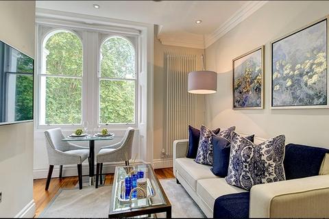 1 bedroom apartment to rent, Kensington Gardens Square, London