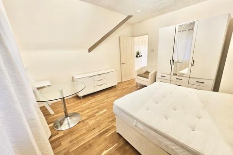 undefined, Aldrington Road, Furzedown, Streatham