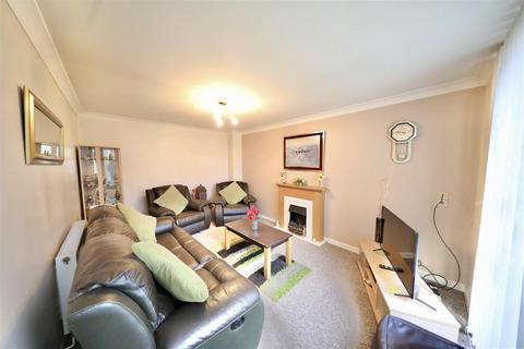 2 bedroom end of terrace house for sale, Deerhurst Grove, Bransholme, Hull