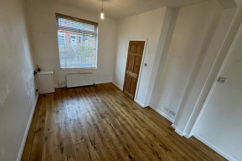 undefined, Thornton Road, Manchester, M14