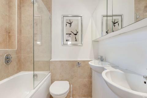2 bedroom apartment to rent, Fulham Road, Chelsea, London