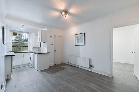 undefined, Chiswick Road, LONDON