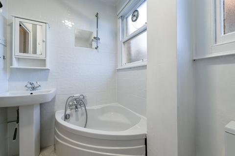 undefined, Chiswick Road, LONDON