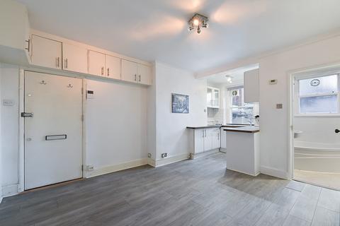 undefined, Chiswick Road, LONDON