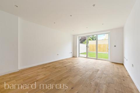 4 bedroom house to rent, Lime Grove, New Malden