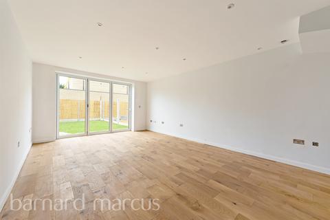 4 bedroom house to rent, Lime Grove, New Malden