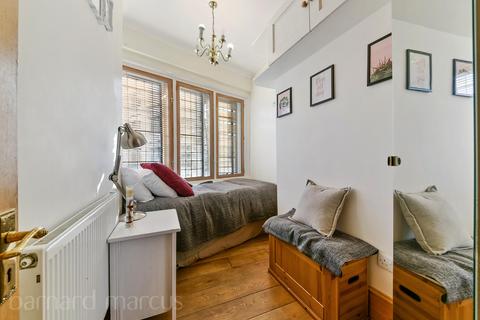 undefined, Cockspur Street, Westminster, London