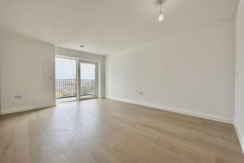 2 bedroom apartment to rent, Parrs Way, LONDON
