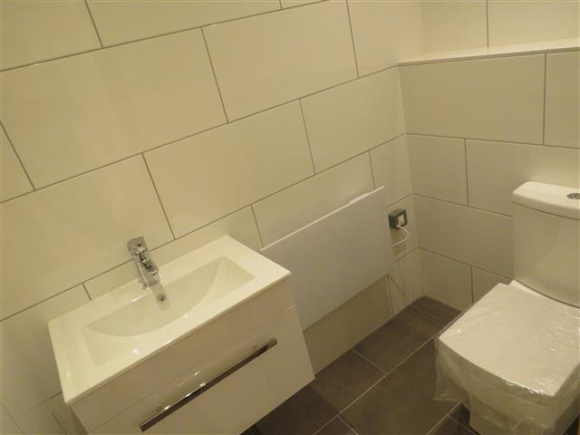 Cloakroom/wc