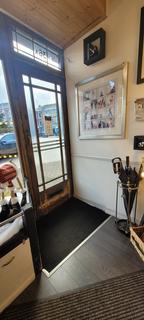 Retail property (high street) to rent, 36-36A Market Pl Wantage OX12 8AH