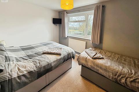 3 bedroom semi-detached house for sale, Newquay Close, Hinckley