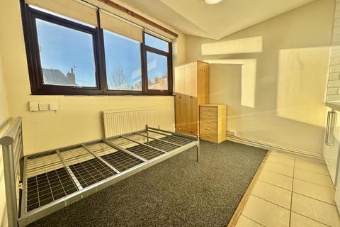 Studio to rent, St Augustines Street, NORWICH