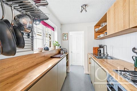 2 bedroom end of terrace house for sale, Gloucester Road, Croydon
