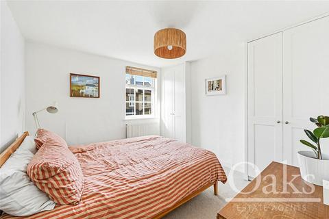 2 bedroom end of terrace house for sale, Gloucester Road, Croydon