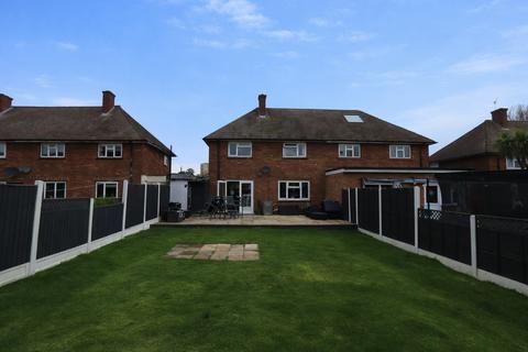 undefined, Chase Cross Road, Collier Row, RM5