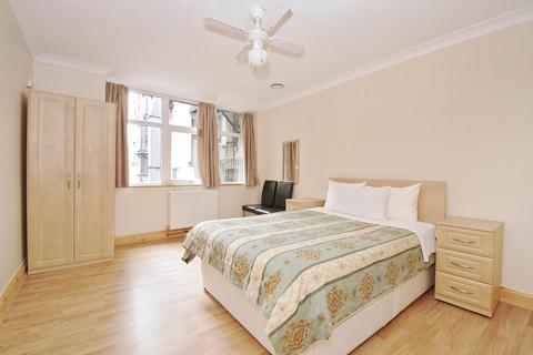 1 bedroom apartment to rent, Charing Cross Road, London