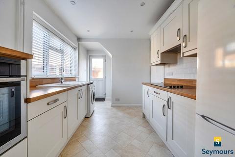 undefined, Broad Street, Surrey GU3