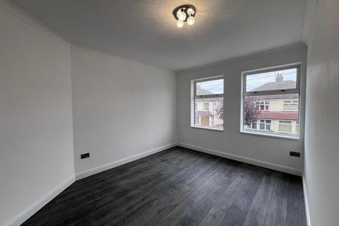 3 bedroom flat to rent, Milton Avenue, KING'S LYNN