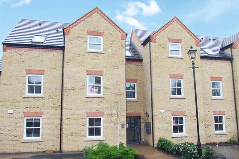 2 bedroom apartment to rent, Temple Close, Huntingdon