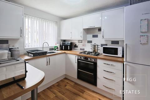 3 bedroom end of terrace house for sale, Shearwater Drive, Torquay