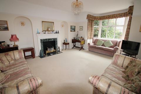 4 bedroom detached house for sale, Holden Way, Upminster RM14