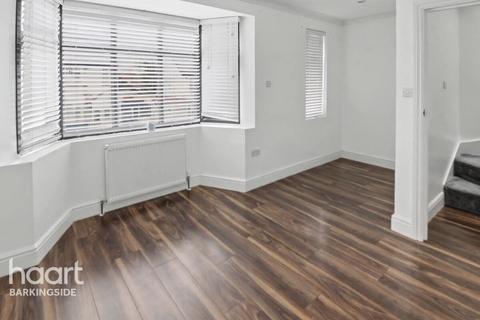 4 bedroom terraced house for sale, Sherwood Road, Barkingside