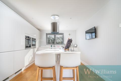 3 bedroom detached house for sale, Everlong, Swaylands Close, Ryde, Isle Of Wight