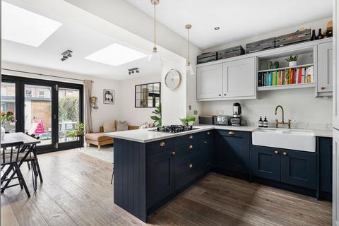 3 bedroom end of terrace house for sale, Green Avenue, Northfields, Ealing, W13